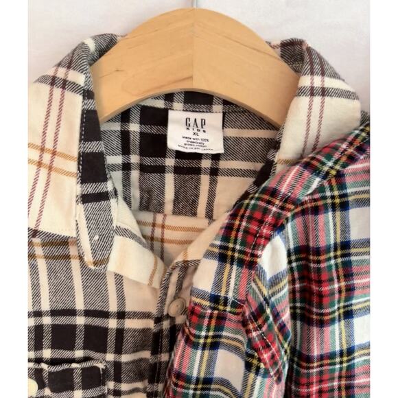 TWO Shirts Crewcuts GAP Boys Long Sleeve Button Up Shirts Flannel Size 12 XL EUC - Picture 3 of 5